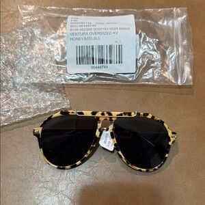 Chic Leopard Print Aviator Sunglasses